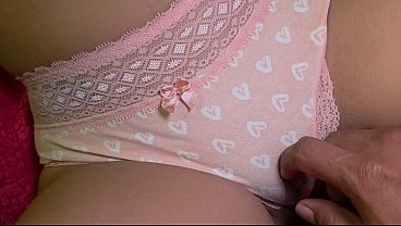 Two kinky ladies Jenna Sativa and Val Dodds lesbian sex
